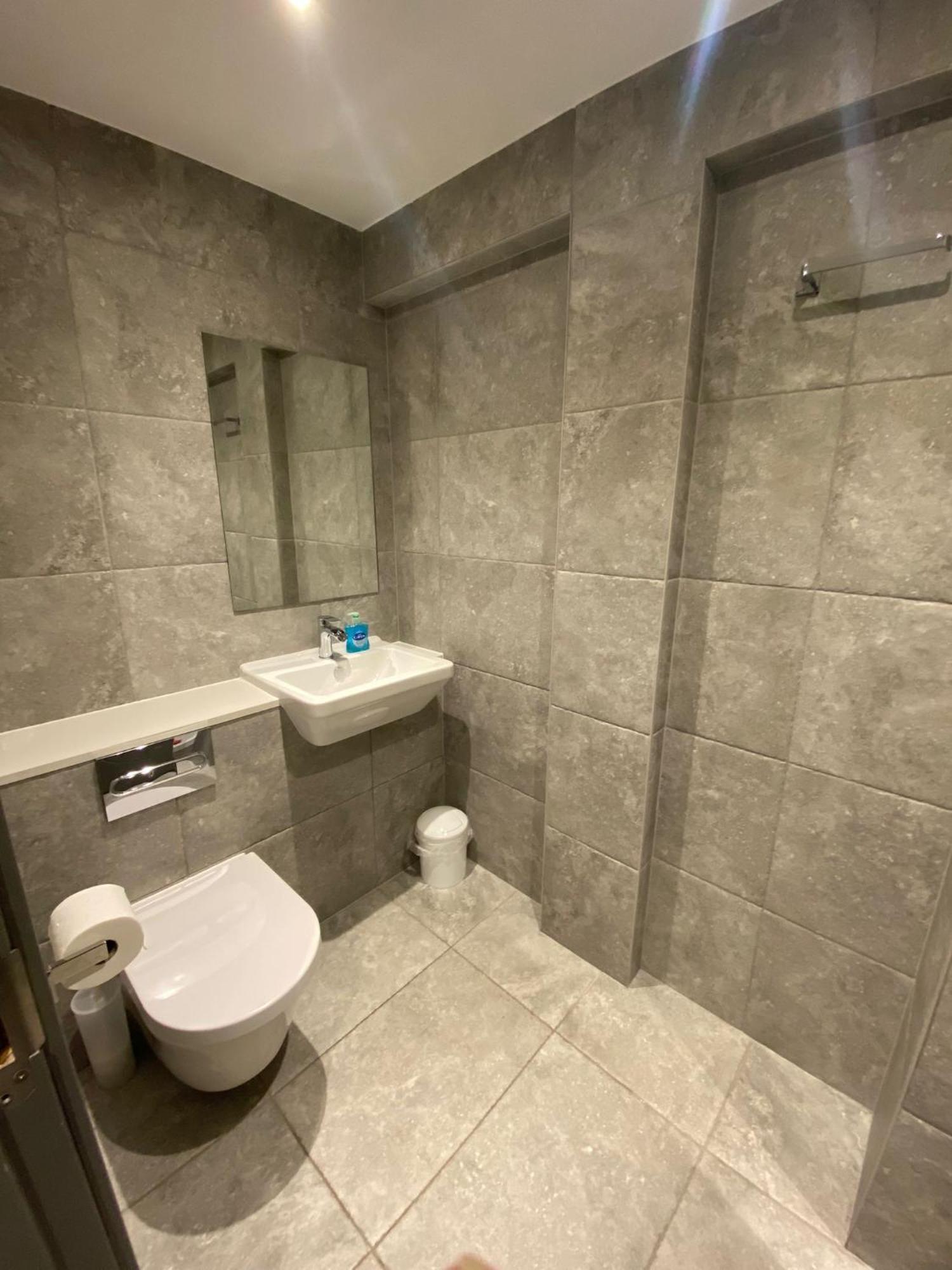 3 The View Apartments Ilfracombe - Hot Tub, Parking, Lift, Ev מראה חיצוני תמונה