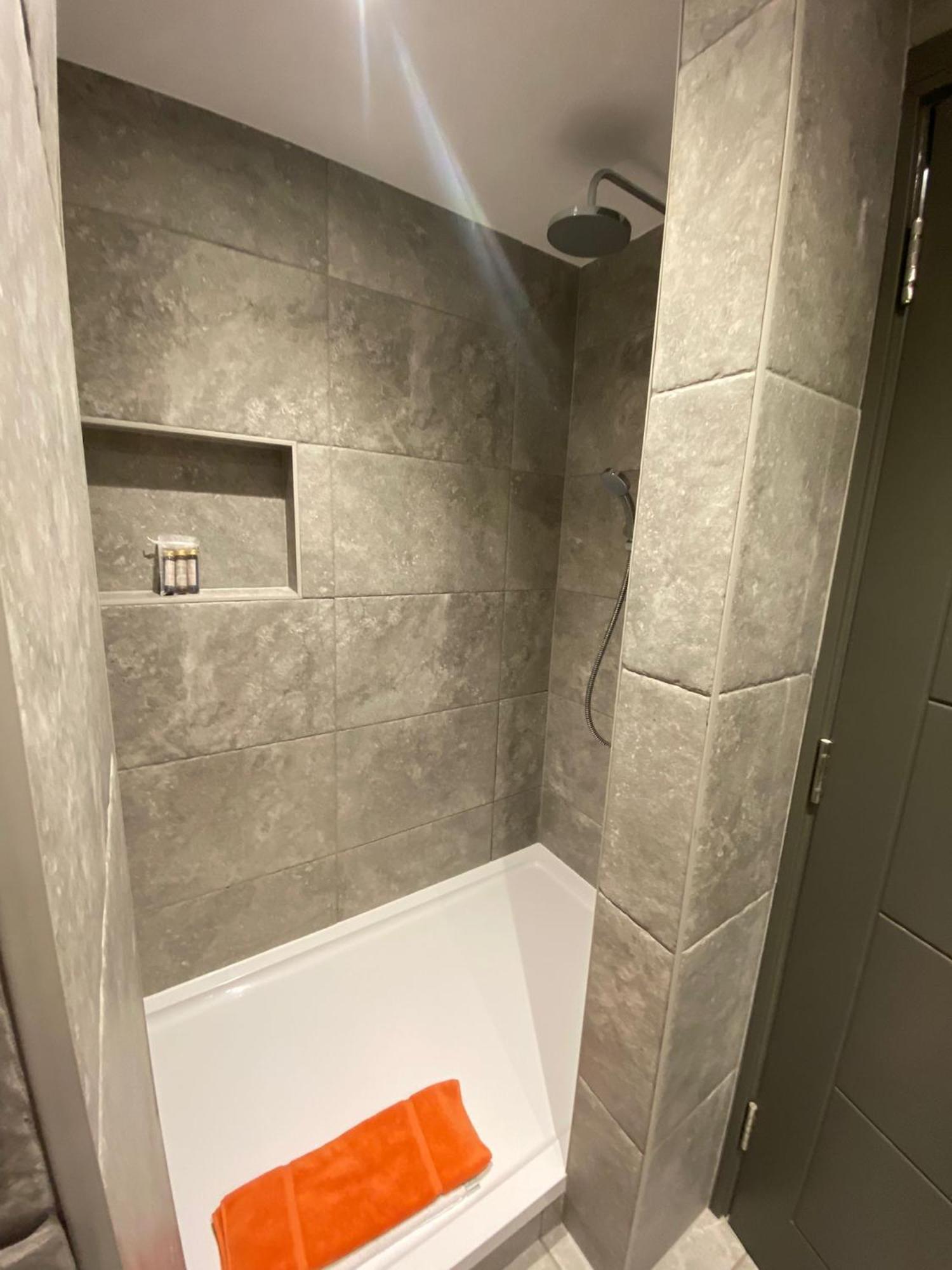 3 The View Apartments Ilfracombe - Hot Tub, Parking, Lift, Ev מראה חיצוני תמונה